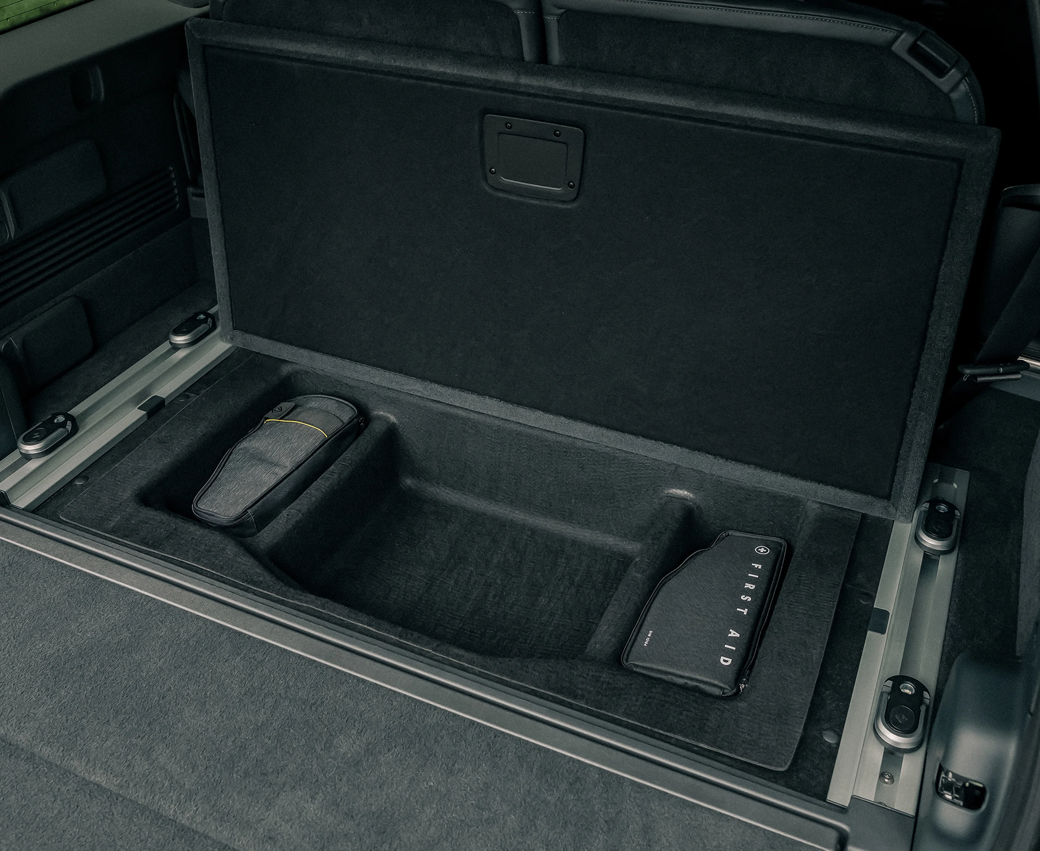 R1S Cargo Area Bin 2 R1S Cargo Area Bin