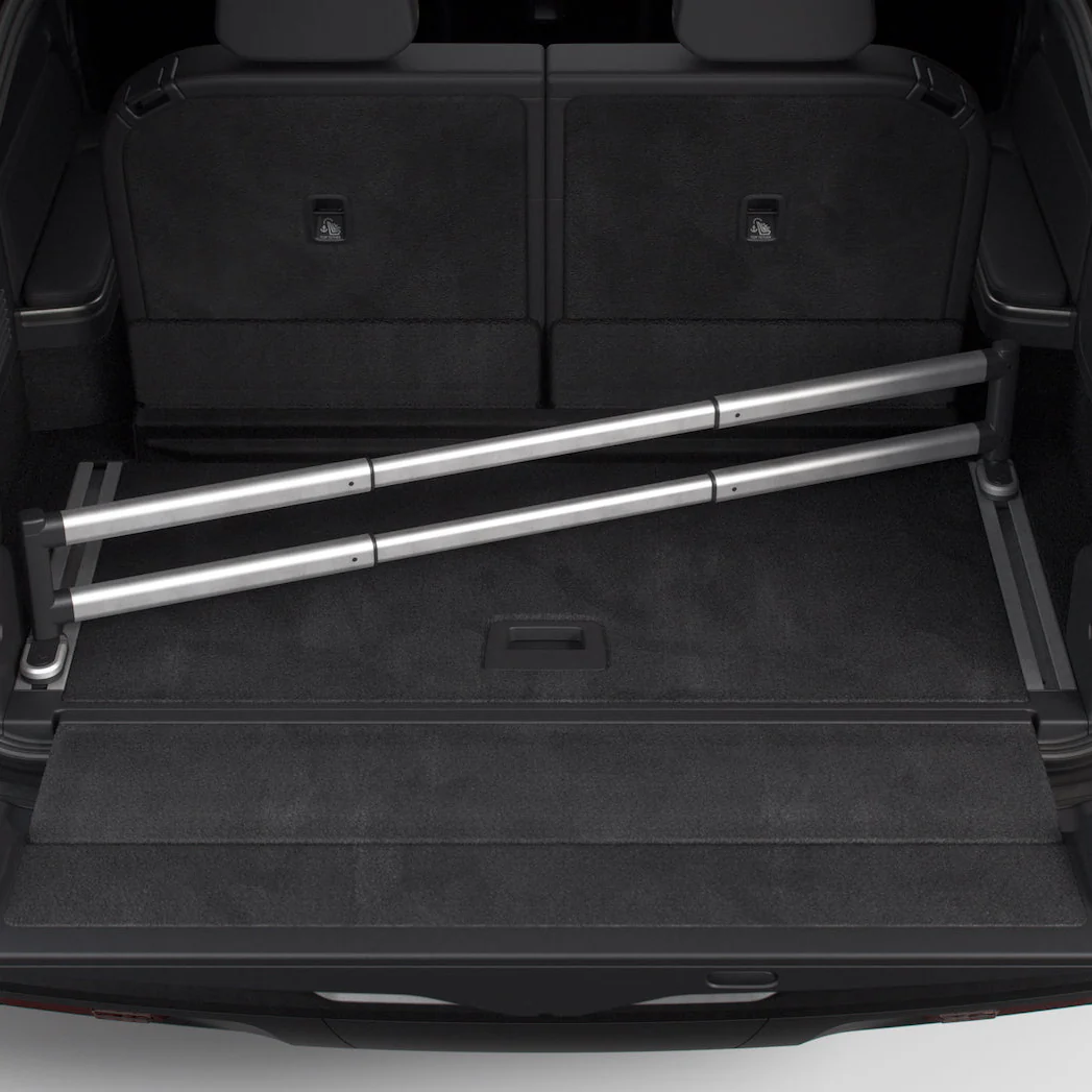 R1S Cargo Divider 4 R1S Cargo Divider