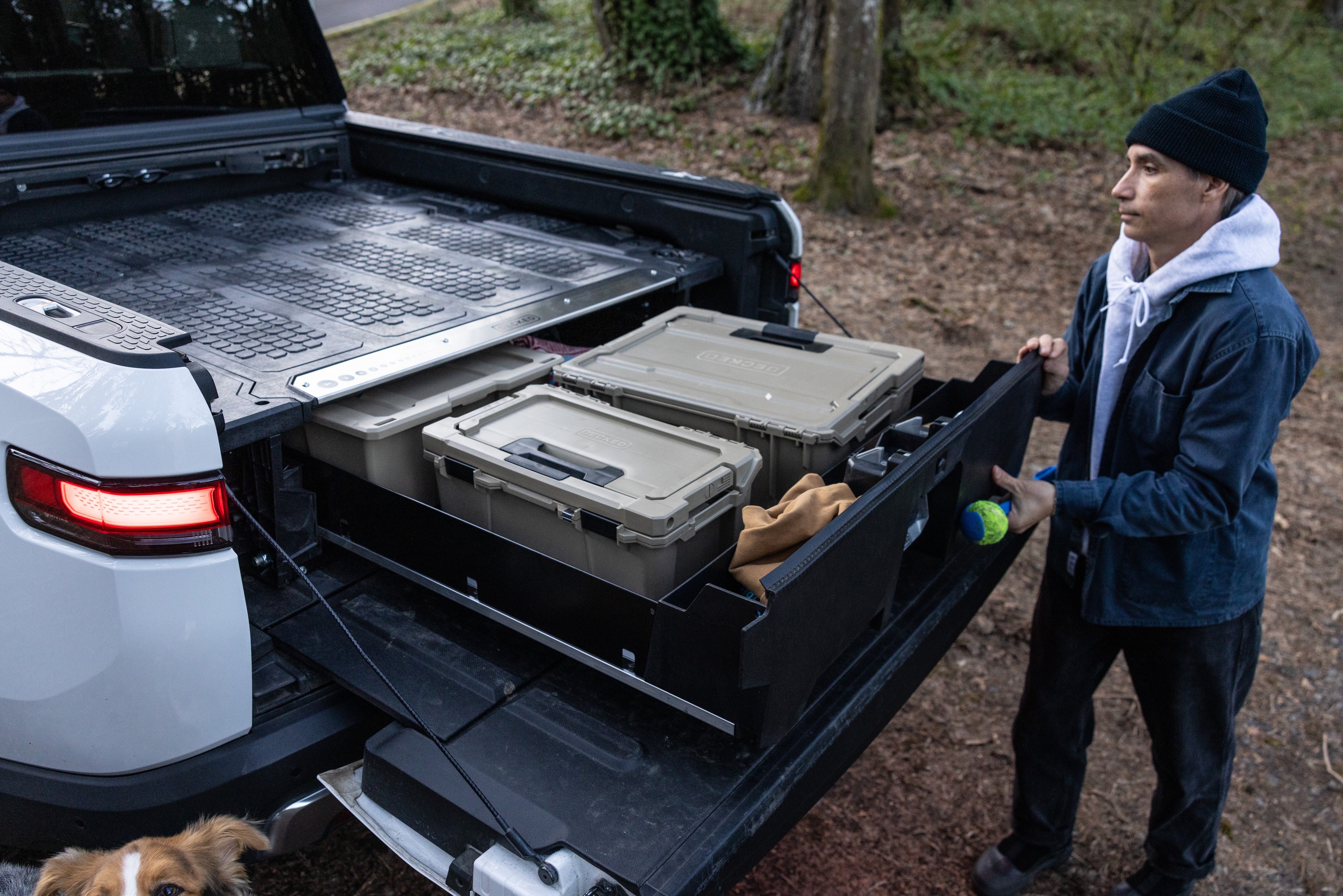 DECKED Drawer System for R1T