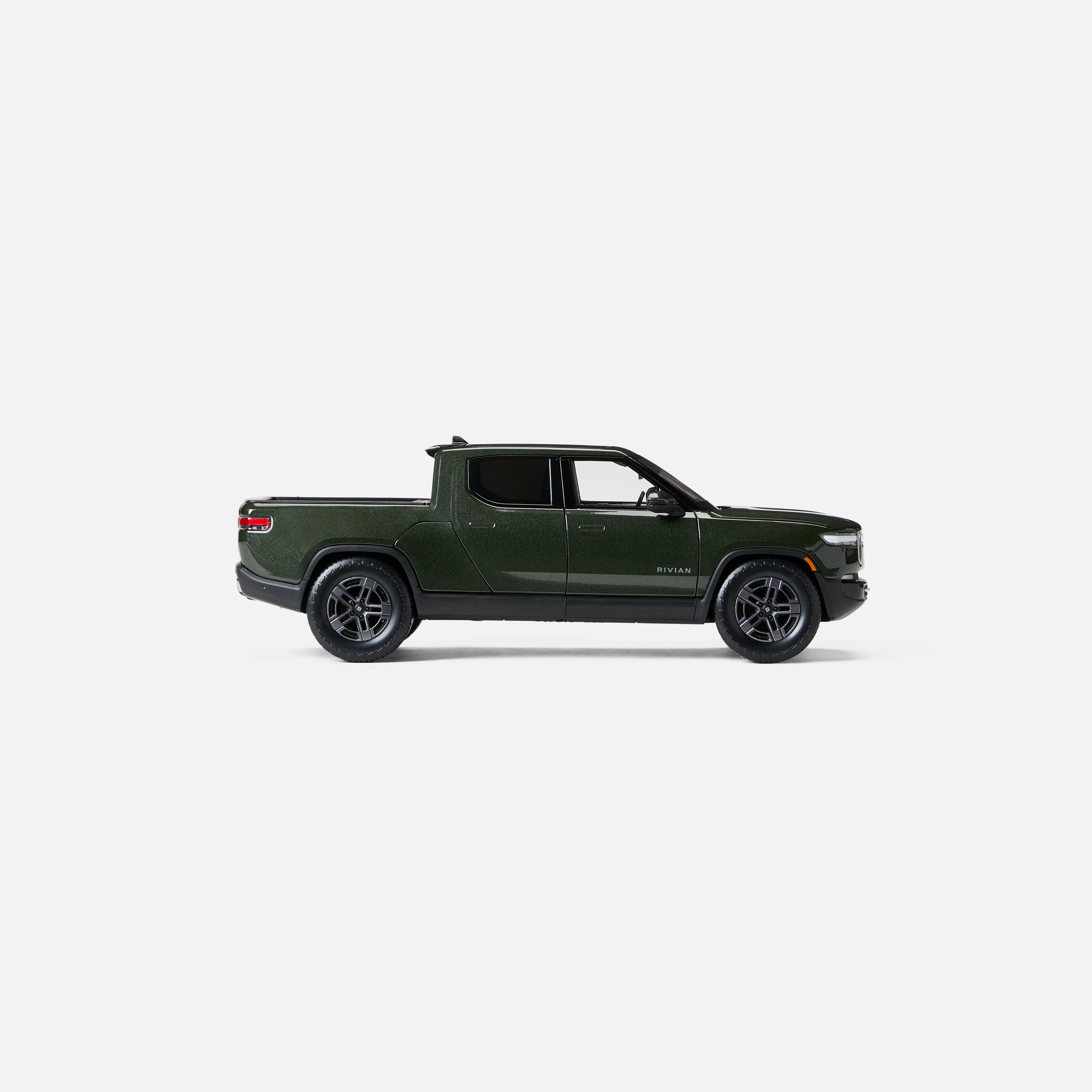 Rivian R1T 1:20 Scale
