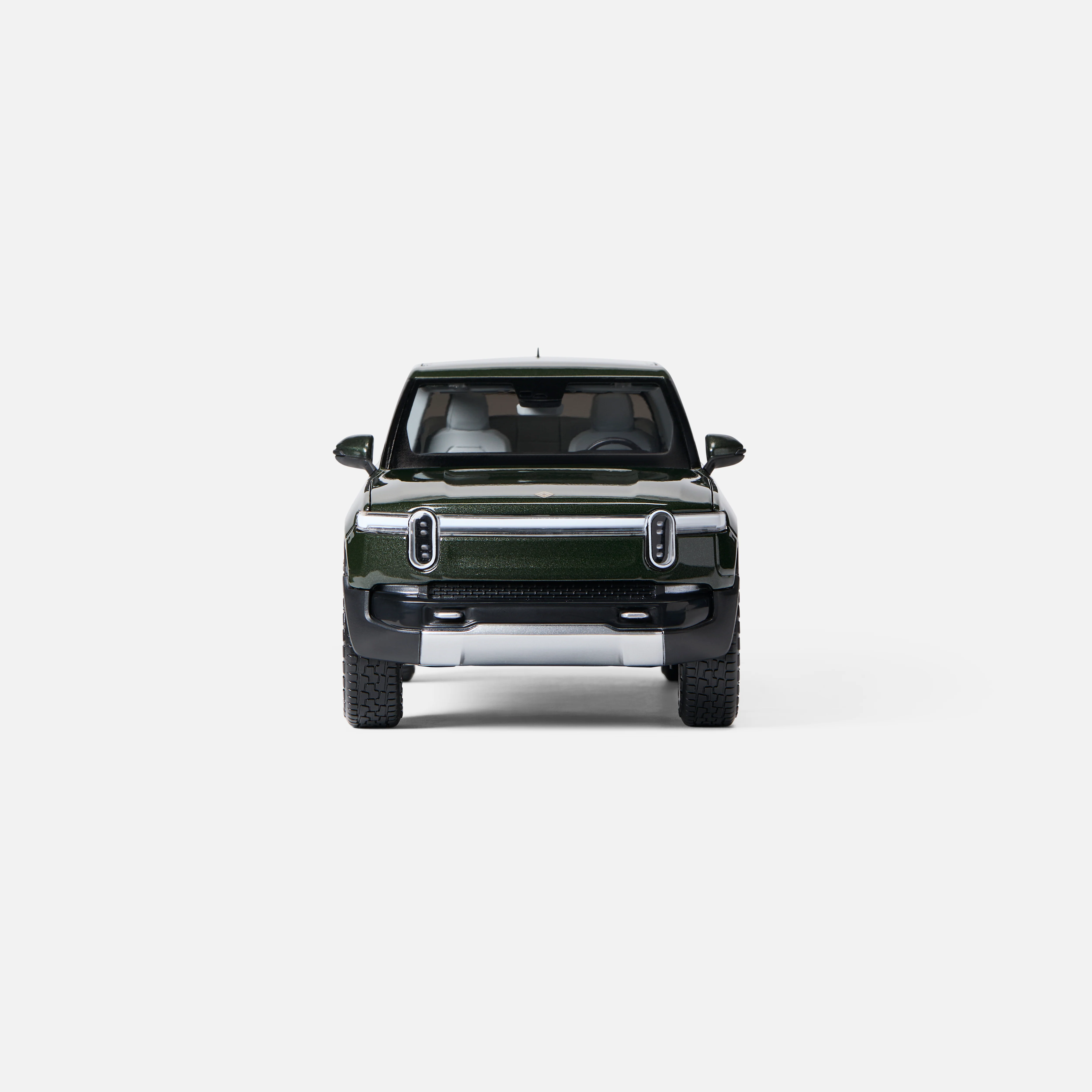 Rivian R1T 1:20 Scale 4 Rivian R1T 1:20 Scale