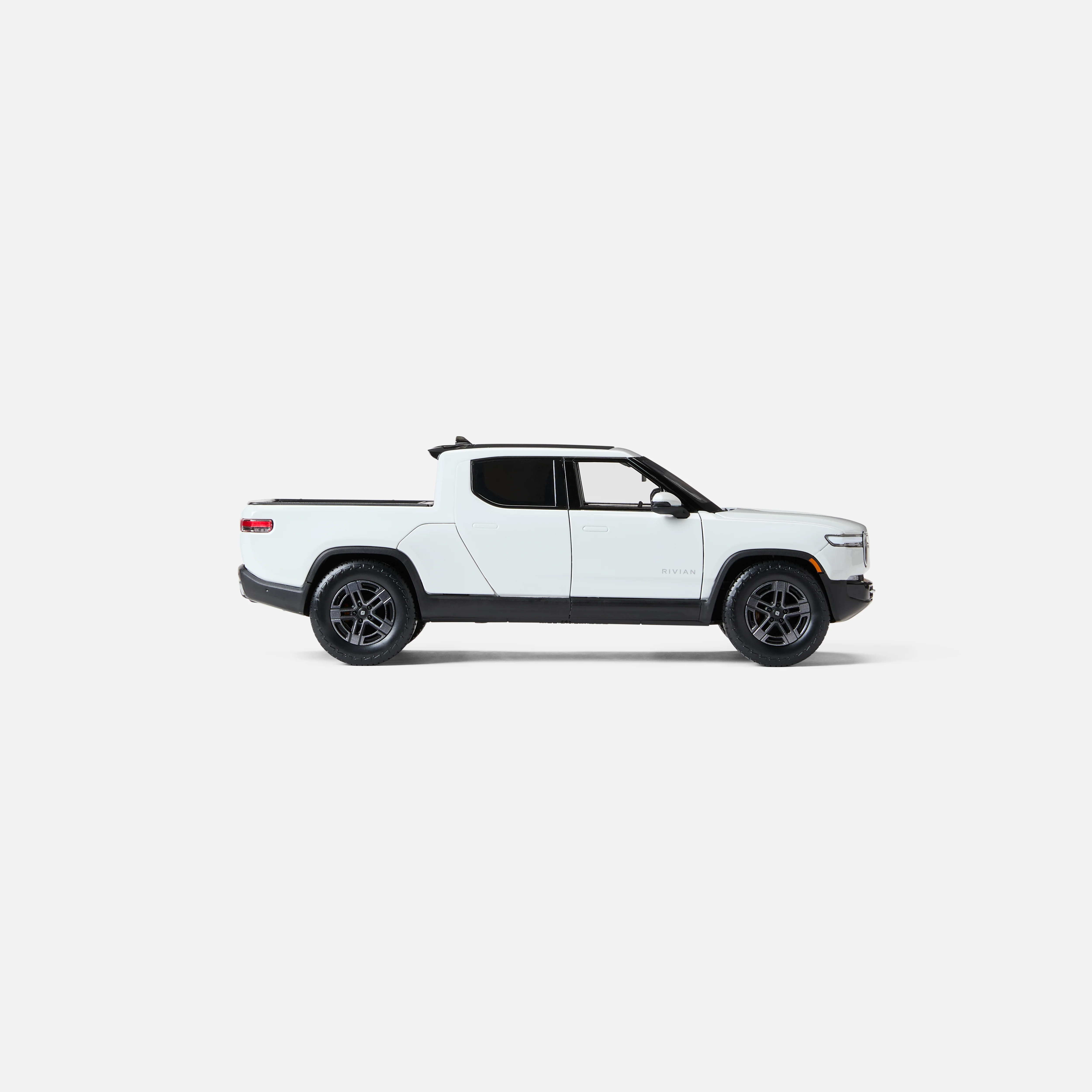 Rivian R1T 1:20 Scale 8 Rivian R1T 1:20 Scale